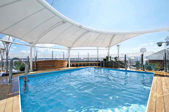 MSC Cruises MSC Divina YC Pool Area 0.jpg